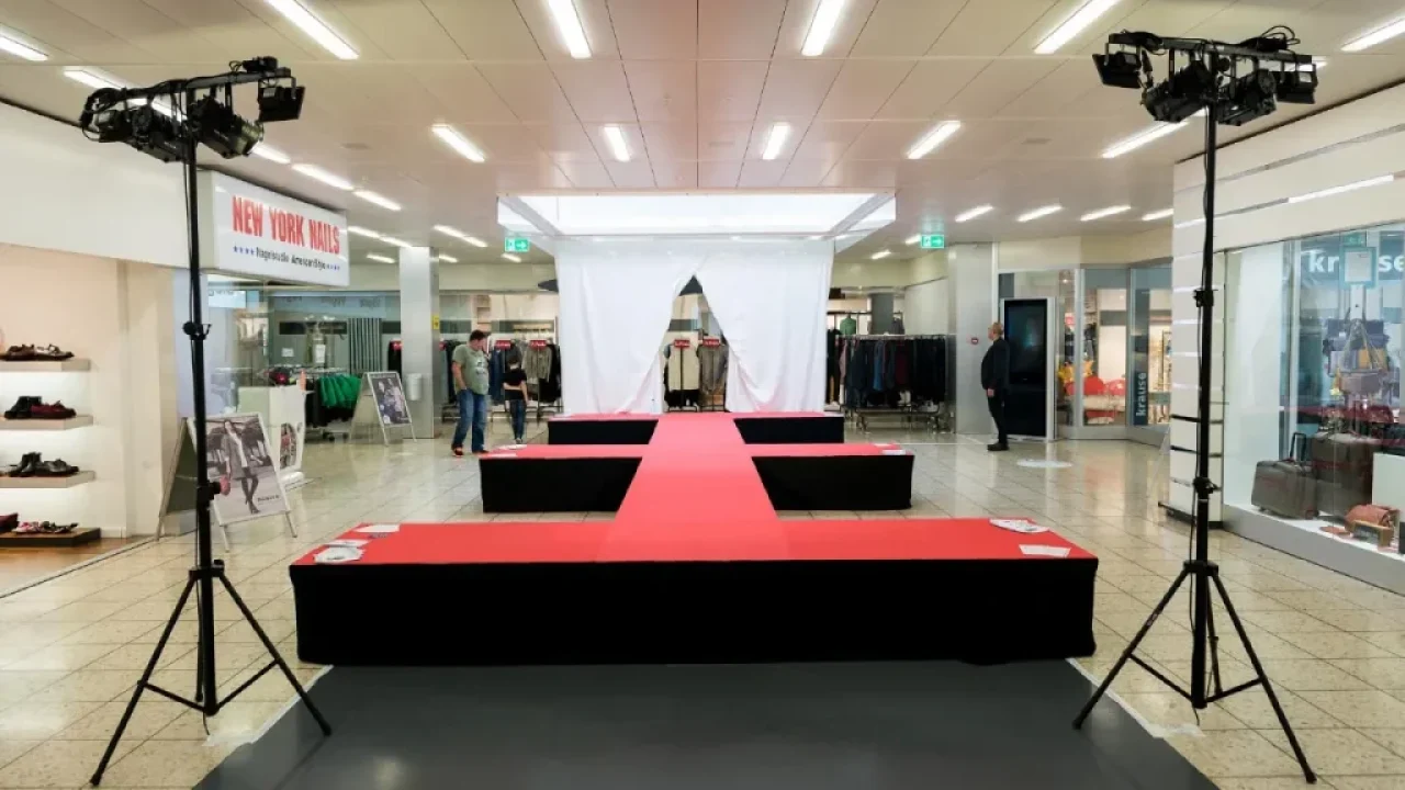 Uschter77_B_07_desktop_20220512_k_msr