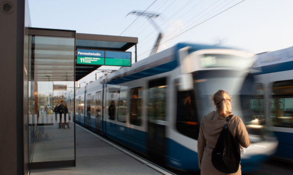 Glatttalbahn_S_01_Desktop_20241216_m_ler