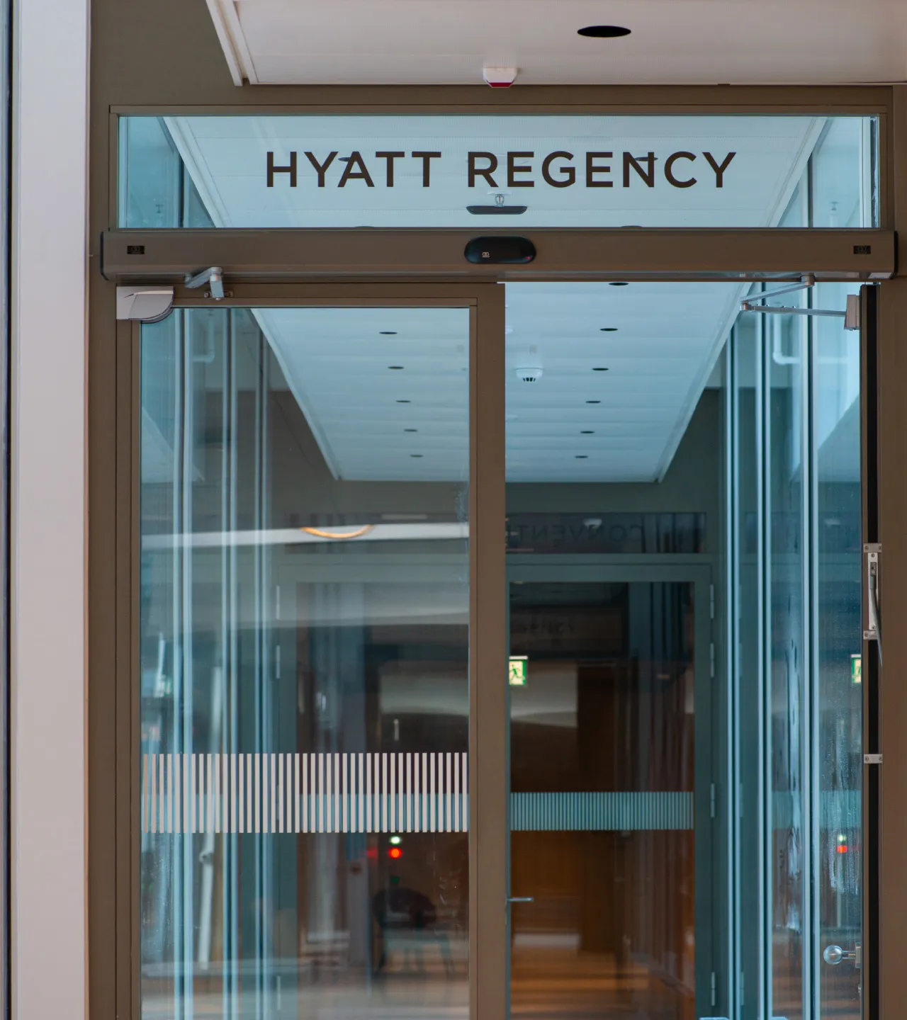 TheCircle_Convention_Center_S_06_Desktop_20241217_m_ler