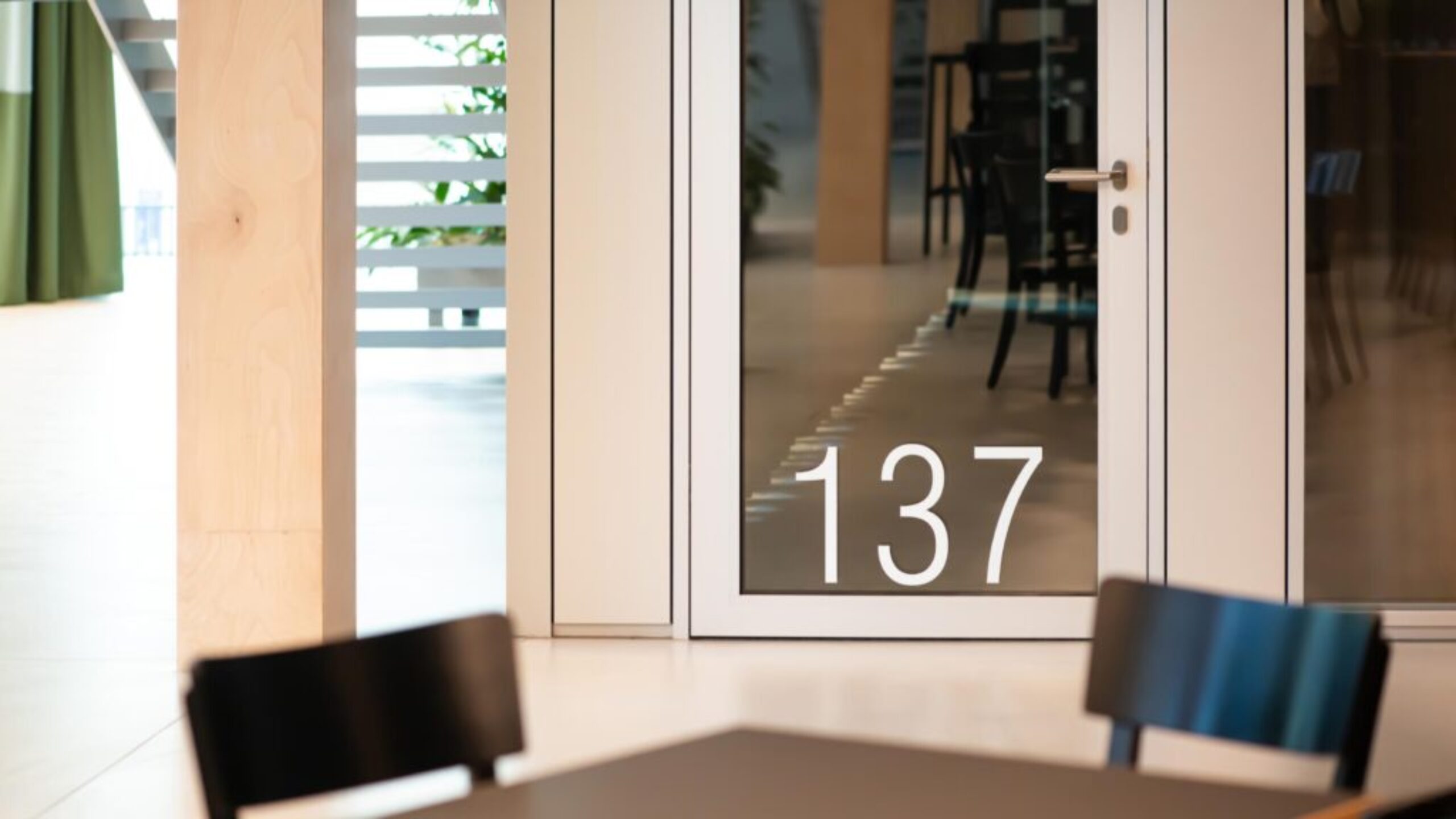 SWICA_Elefant_11_Desktop_20250108_m_ler